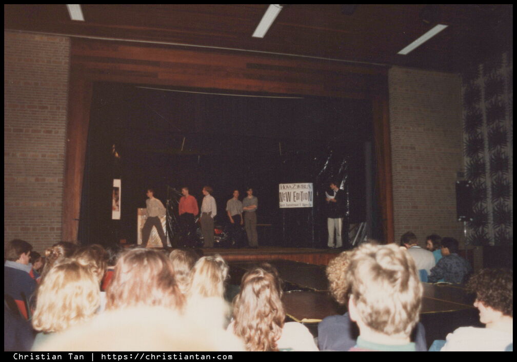 1980s Mencia Bonte Avond 0001