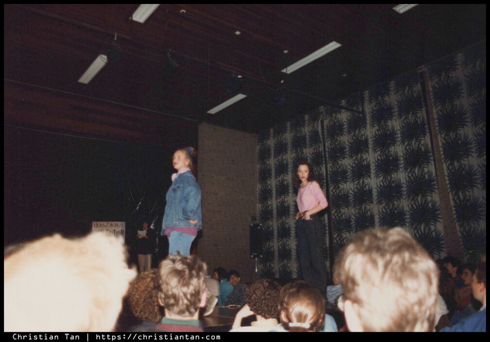 1980s Mencia Bonte Avond 0009