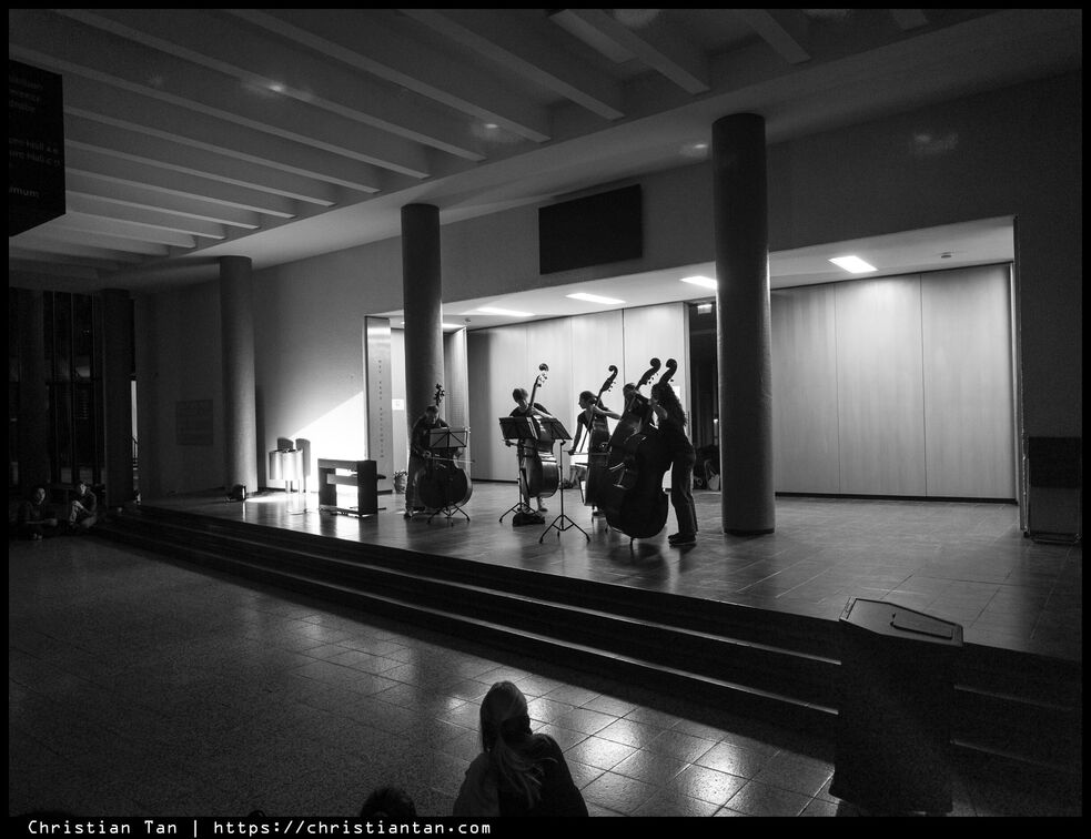 PXL 20241217 213321300.RAW-02.ORIGINAL