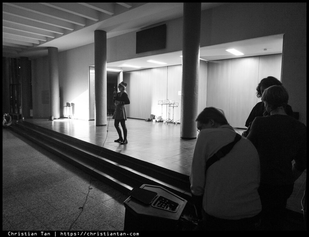 PXL 20241217 214459445.RAW-02.ORIGINAL