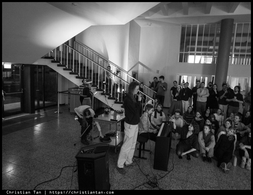 PXL 20241217 214742495.RAW-02.ORIGINAL