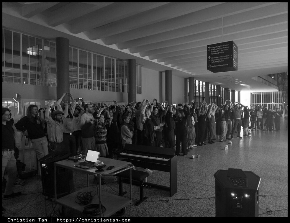 PXL 20241217 221329193.RAW-02.ORIGINAL