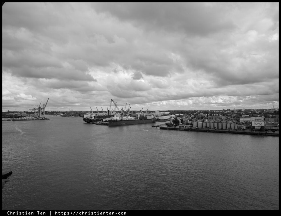 PXL 20250528 164736546.RAW-02.ORIGINAL